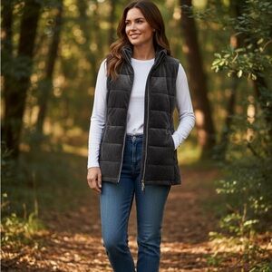 Soft Women's Black Puffer Vest Size Small New With Tags 18-19 Bust